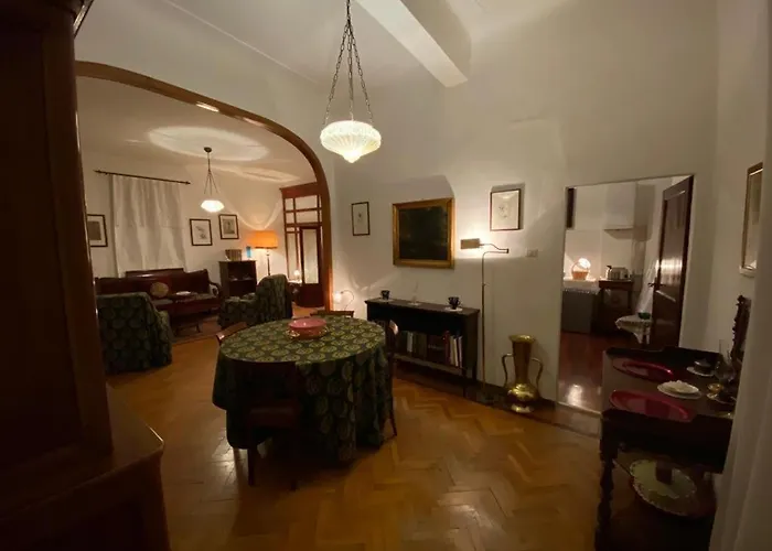 Le Case Cavallini Sgarbi Di Rina CavalliniAlbergo